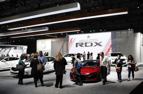 资料图片：2018纽约车展。（新华社/路透）