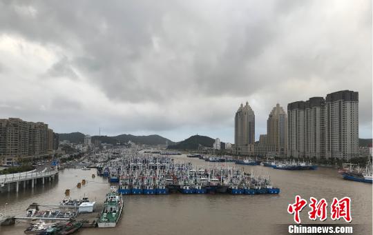 此前台风“安比”过境前的舟山。　张斌 摄