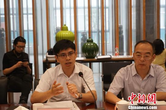 图为宁波海归企业交流会 李伟强 摄 图为宁波海归企业交流会 李伟强 摄