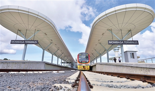 1123229362_15335379787361n 1123229362_15335379787361n