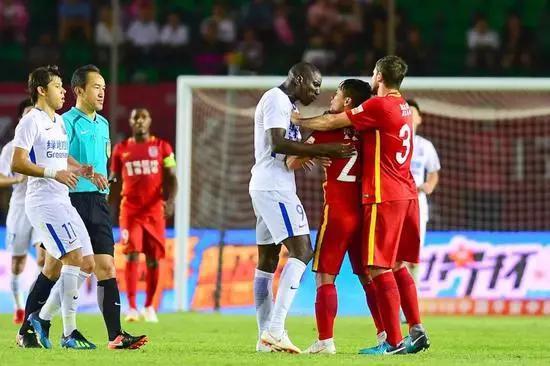 中超球员用种族歧视语言攻击外援？足协启动调查