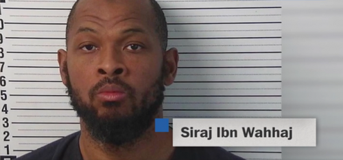 法官表示，这4名嫌疑人被控11项重罪，因此不得保释。