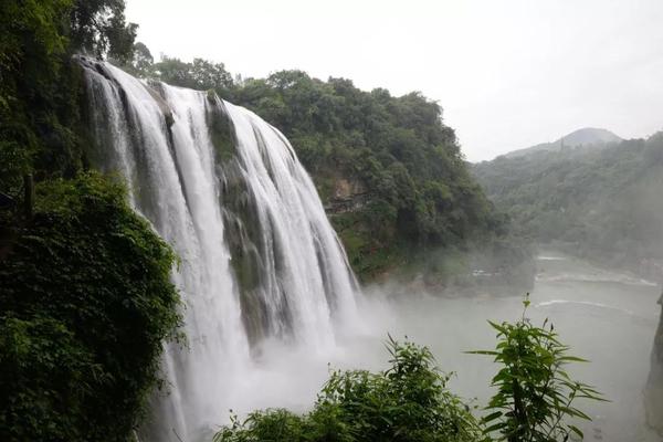 贵州黄果树瀑布 资料图 贵州黄果树瀑布 资料图