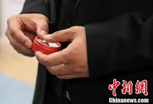 点击进入下一页