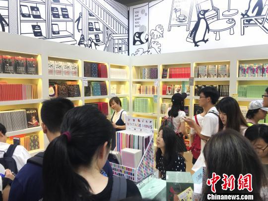 企鹅兰登。　王笈 摄