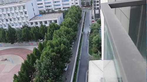 郑州中专常年军训致学区房变噪音房 居民投诉无解