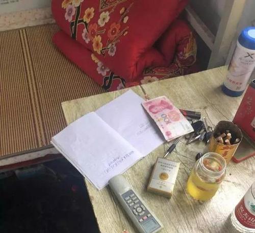 河南一办事处扣车要600元放车费:只收现金 没票据