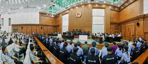 东营黑老大吴长伟获刑 暴力争抢二手车建筑领域