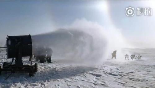 视频截图:剧组辗转八地取景 点击进入下一页