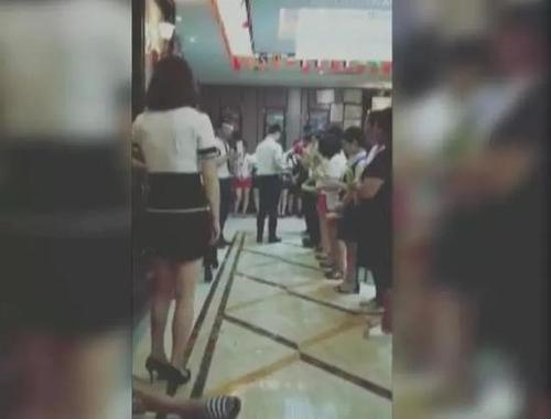 业绩不达标就要生吃苦瓜爬百米?足疗店长:企业文化