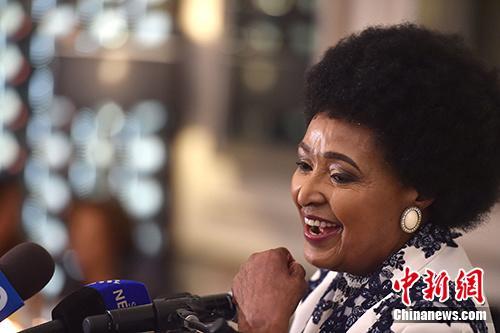 曼德拉亲笔信将在伦敦拍卖 估价最高达10万英镑