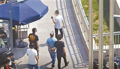 点击进入下一页