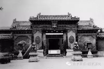 故宫养心殿房梁取出罕见宝匣 标注年款嘉庆六年