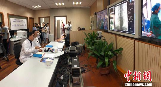 院士坐镇上海远程指导援滇“心·肝宝贝”创新精准扶贫模式