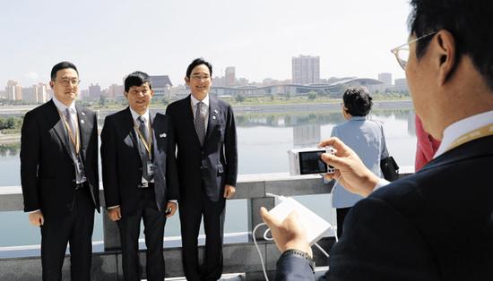 1537401234334262.jpg 2018092000362_0.jpg