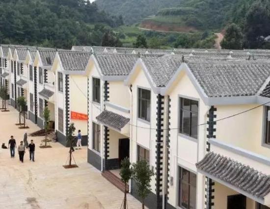 媒体:农村土地市场再放开些 也乱不起来