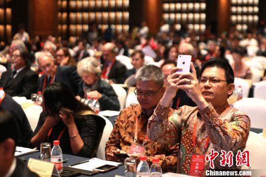 第五届尼山世界文明论坛以“同命同运相融相通：文明的相融与人类命运共同体”为主题?！×籂?摄