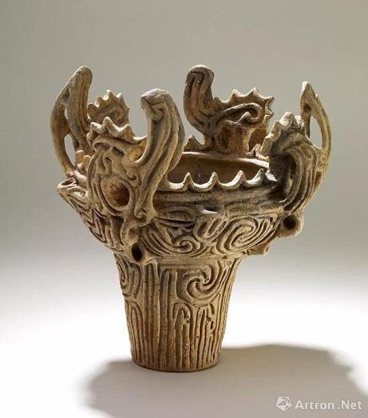 出土于日本新潟县长冈市伊万诺拉遗址（Iwanohara Site），公元前3000年