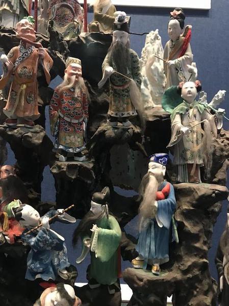 清光绪 “周阿生塑 陈杏芳彩蟠桃会泥塑 ” 局部  无锡博物院藏