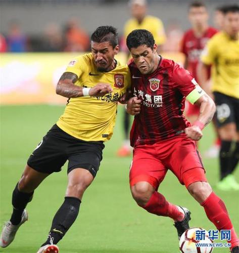 资料图:中超冠军之争进入白热化 新华社记者丁汀摄 图片来源 新华网 点击进入下一页