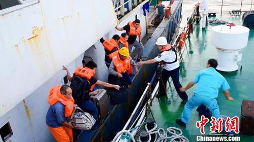 图为救援现场。　李文 摄