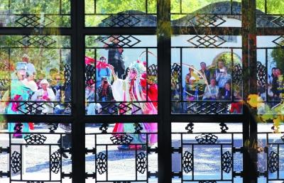 点击进入下一页