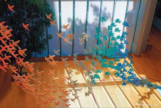 徐冰? 鸟飞了? 装置? 图片:网络