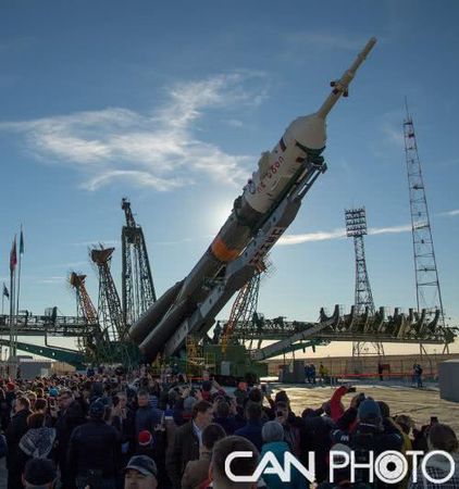 俄飞船发射后出故障 宇航员一度失联承受6个G引力