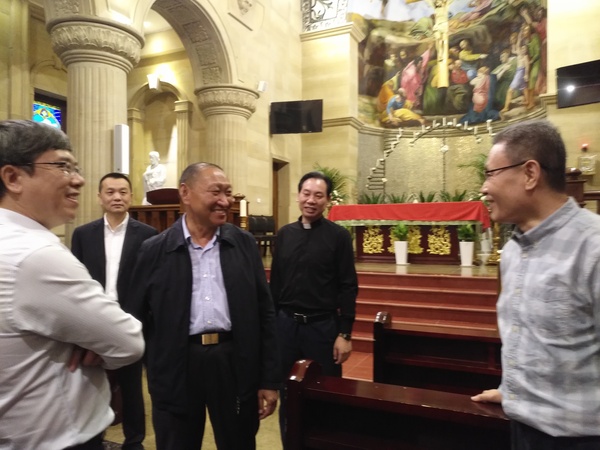 在江北区德肋撒教堂调研