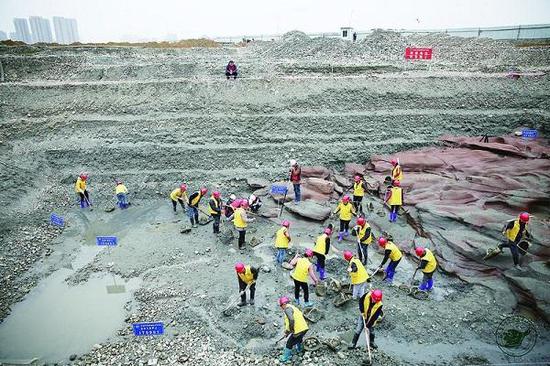 图说：江口沉银考古现场。