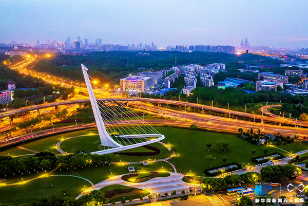 f44d307c8fd21a7b45583c f44d307c8fd21a7b45583c