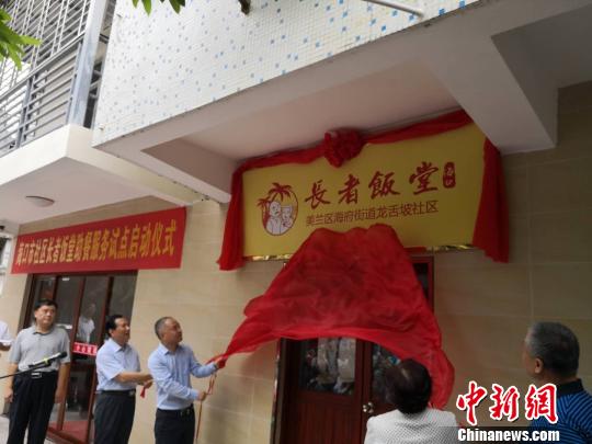 10月17日，?？谑惺谐ざ￡?中)为?？谑忻览记８值懒嗥律缜俺ふ叻固谩苯夷??！∫Ｃ?摄