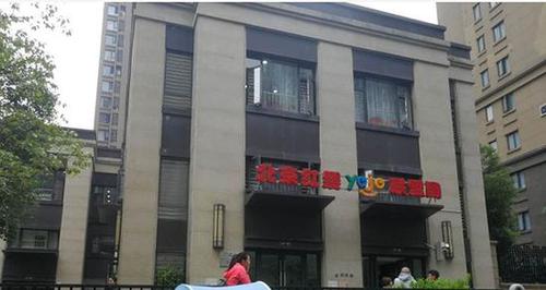 合肥一幼儿看护点被曝虐童 多名老师被带走调查