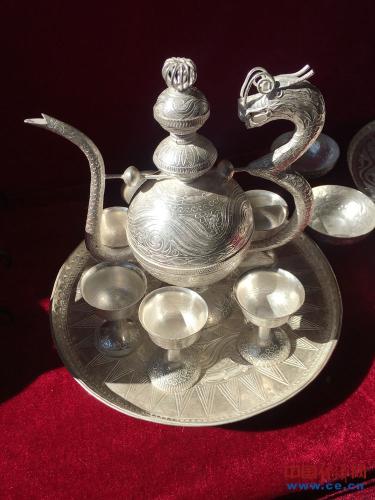 点击进入下一页