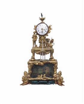 图1 铜镀金四狮驮跑人水法钟