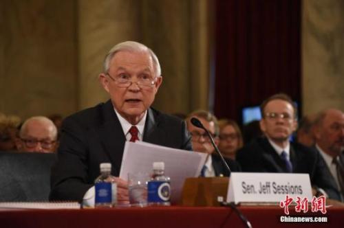 资料图:美国司法部长杰夫·塞申斯。<a target='_blank' href='http://www.chinanews.com/'>中新社</a>记者 刁海洋 摄  点击进入下一页