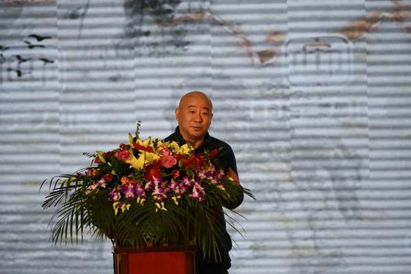 中国书画院副院长范杨 中国书画院副院长范杨