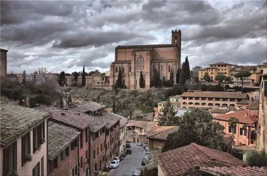 芬奇镇?图片来源:网络