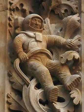 TOP2:玛雅太空人石雕