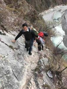 点击进入下一页