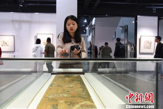 张仃艺术展暨《张仃全集》发行仪式在南宁举行