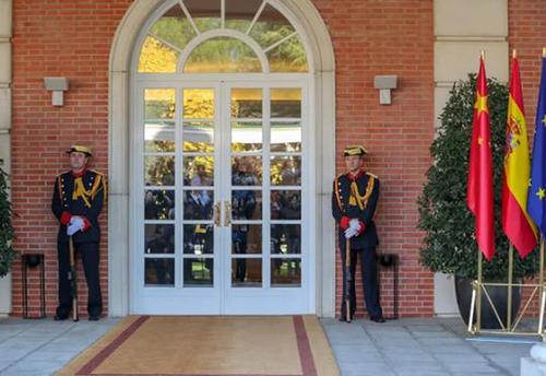 点击进入下一页