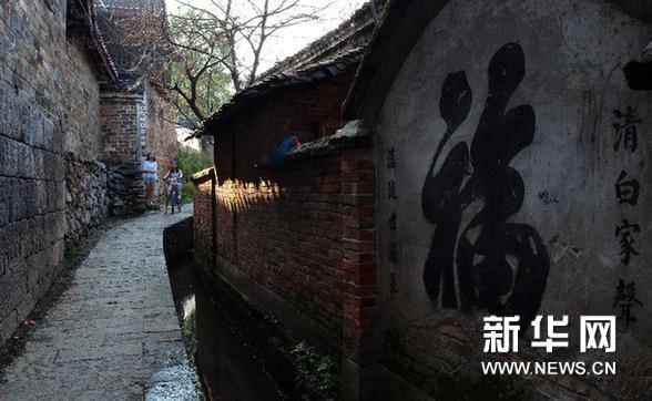 f3834dbe-d73b-4893-ade2-d4612199d201 f3834dbe-d73b-4893-ade2-d4612199d201