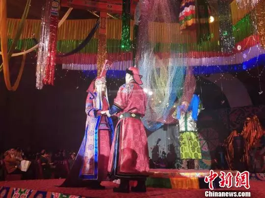 点击进入下一页