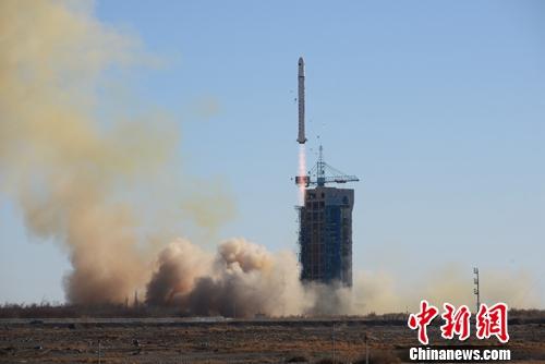 郝伟 摄 点击进入下一页