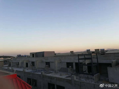 图为违建现场 （受访人供图）