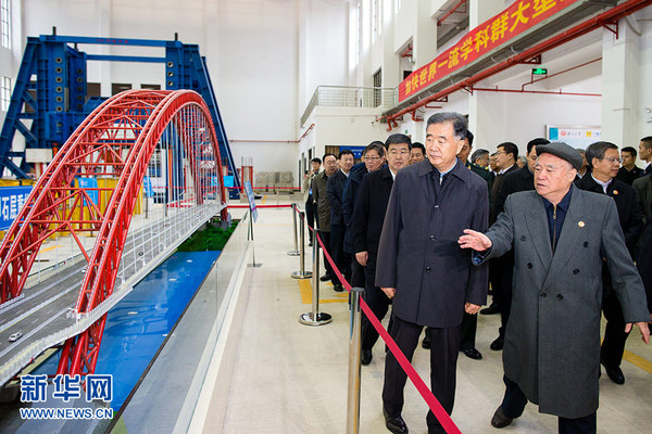 1123838940_15445448680621n 1123838940_15445448680621n