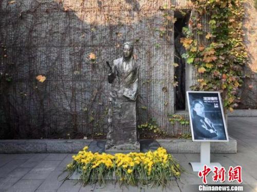 点击进入下一页