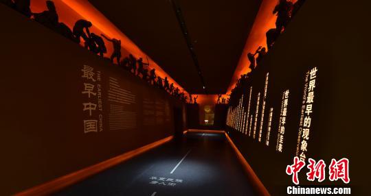 “最早中国”展示陶寺在中国历史上的24个之最?！∪卫瞿?摄