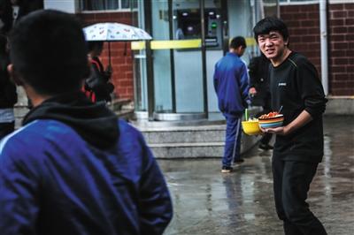 点击进入下一页